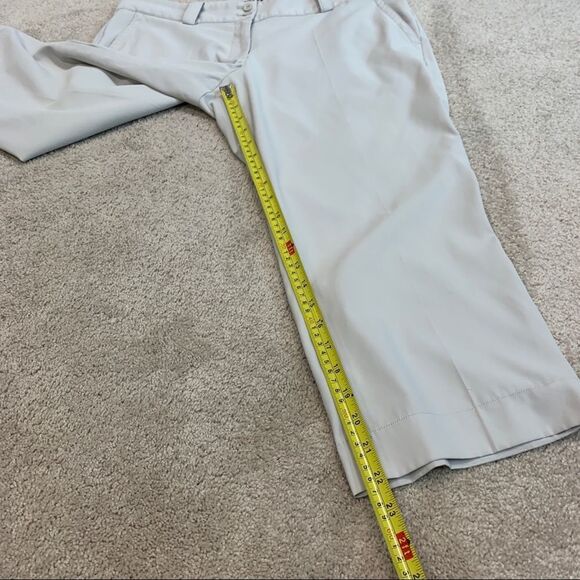 NIKE Golf beige capris Sz 12 - Picture 9 of 12